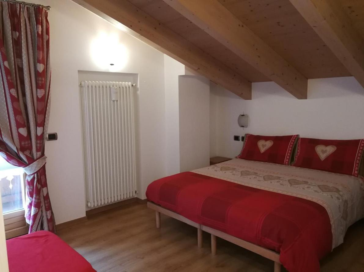Rafael Wellness Apartment Livigno Bagian luar foto